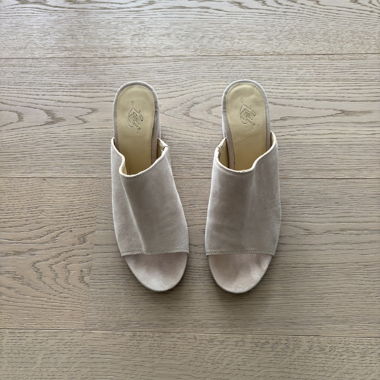 Block heel sandals, size 40