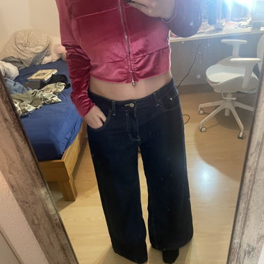 Baggy jeans
