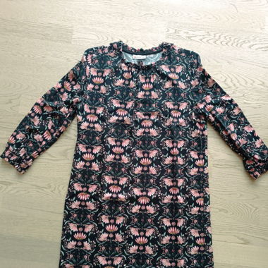 Langarm Kleid