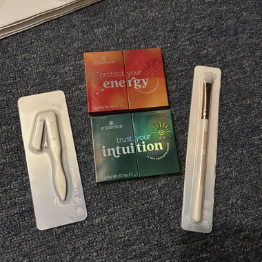 Essence Makeup Set