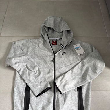Nike tech fleece