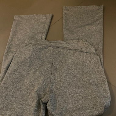 Graue Leggings