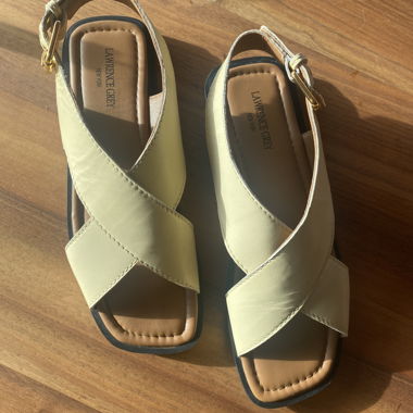 Sandali Lawrence Grey