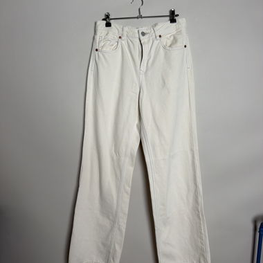 Weiße Stradivarius Jeans