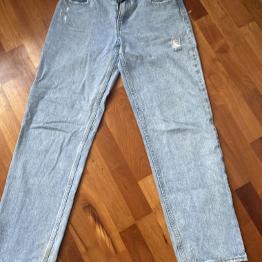 Hellblaue Jeans