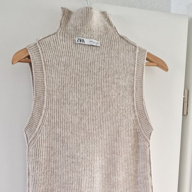 Robe longue en laine sans manche