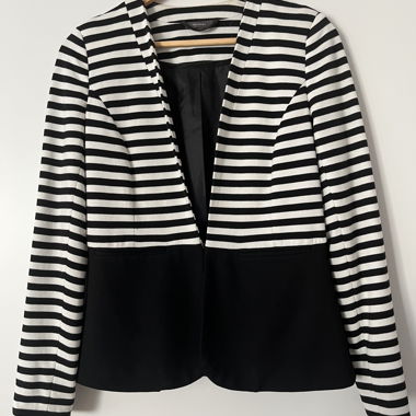 Blazer noir et blanc