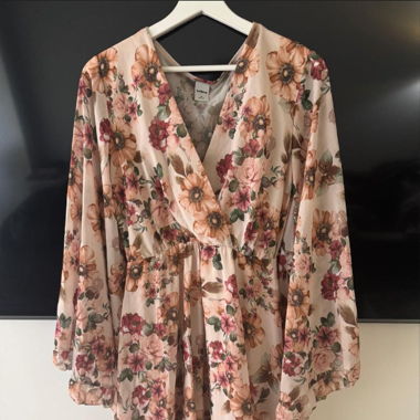 Blumenkleid