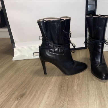 Gucci Leather ankle boots