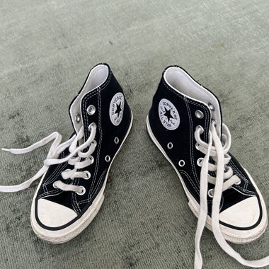 Converse kids shoes black