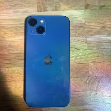 iPhone 13 blau