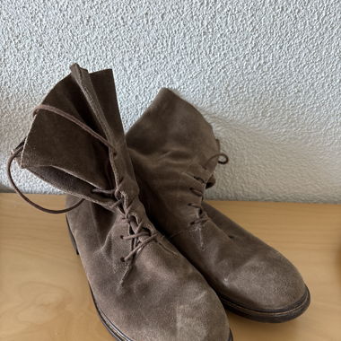 Paul Green suede boots