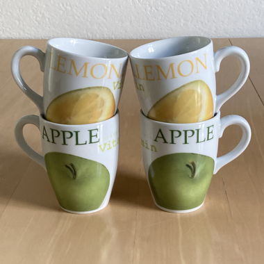 Service de 4 tasses aux fruits