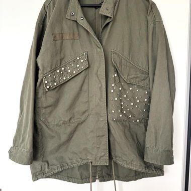 Olive green jacket L 40 with pearls