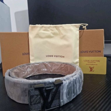 Louis Vuitton Gürtel