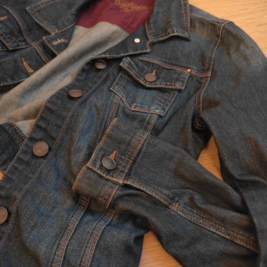 Short denim jacket