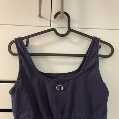 Blaues Champion Sporttop