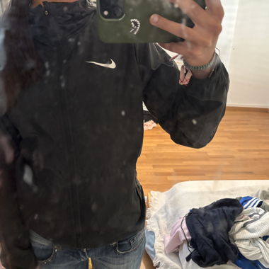 Nike Hooded Windbreaker