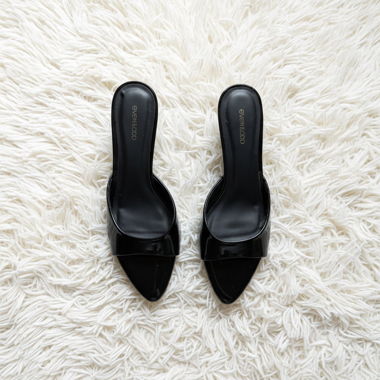 Escarpins noirs à bride