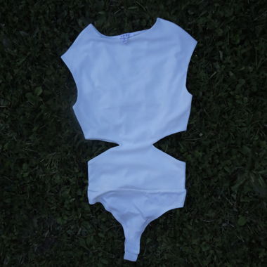 AMISU weisses Body-Top XS