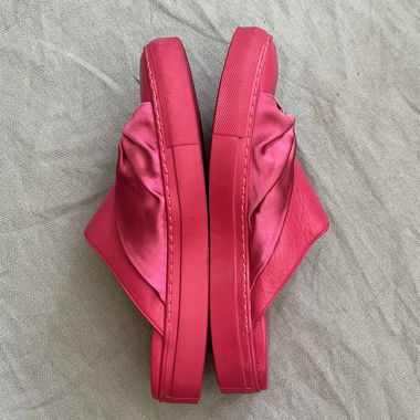 Minna Parikka Slip on’s 