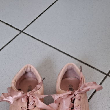 Schuhe pink mit Schleife