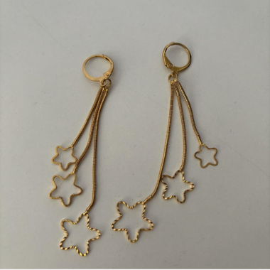 Cute star earrings
