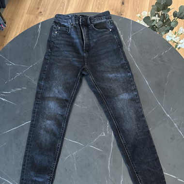 Jeans Hose / Stradivarius / Gr. 34