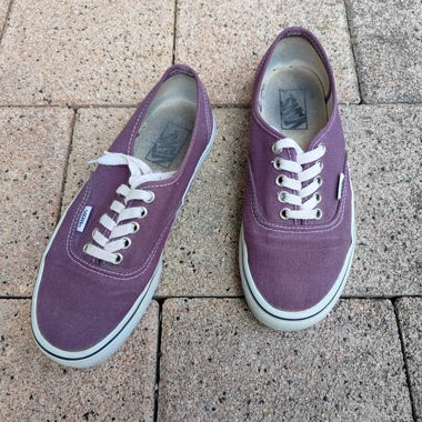 Low-top Vans