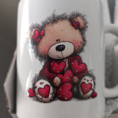 Bärchen-Tasse mit Herzmotiv