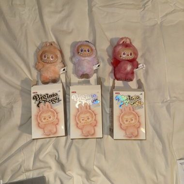 Labubu Pop Mart