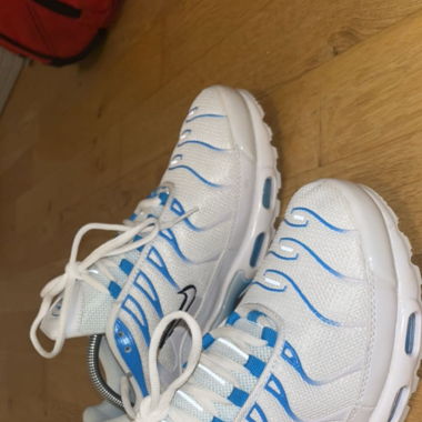 NIKE TN BLAU/WEISS NEU