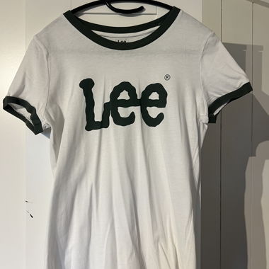 T-Shirt Lee