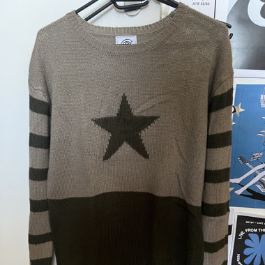 Sixth Dimension Star knitted Sweater
