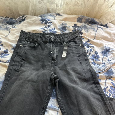 Fashion Nova Straight leg High Waist Jeans Black