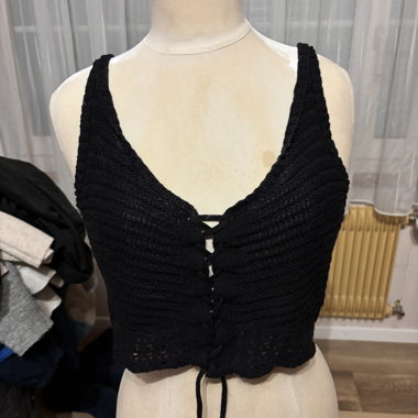 Crop top noir en maille
