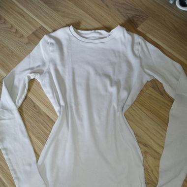 Top Basic Beige a Maniche Lunghe