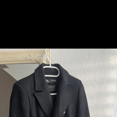 Zara Mantel