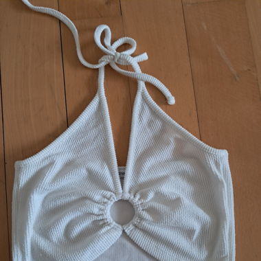 Weisses Neckholdertop