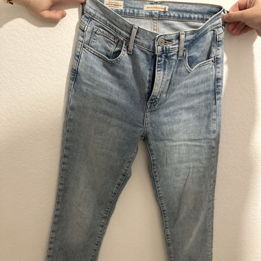 724 High Rise Slim Straight