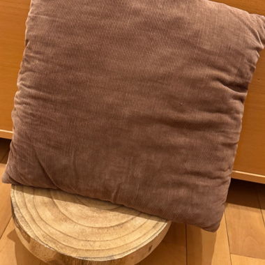 Braunes Cord Kissen
