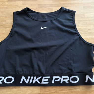 Nike Pro 365 Sport Crop Top