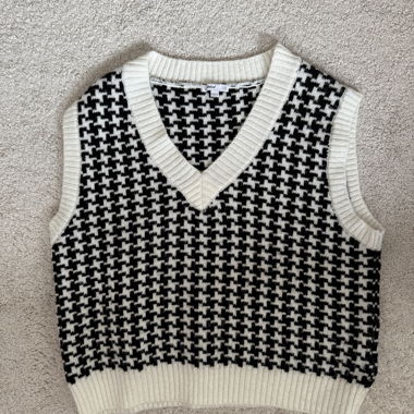 Sweat-shirt sans manches noir et blanc