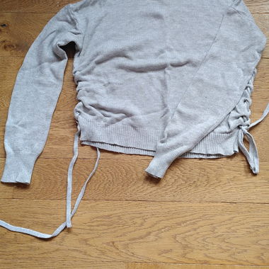 Pull gris