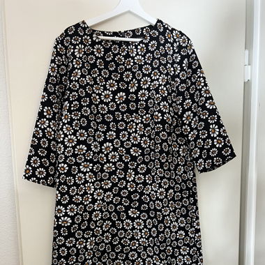 Daisy dress