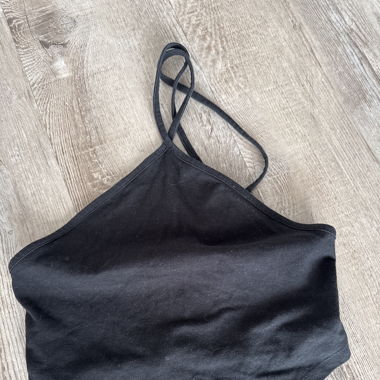 Schwarzes Top