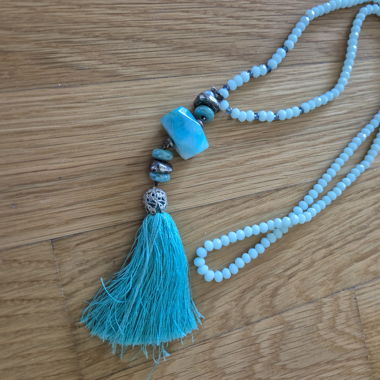 Sautoir turquoise perles brillantes
