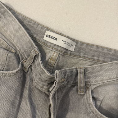 Bershka Jeans Grau