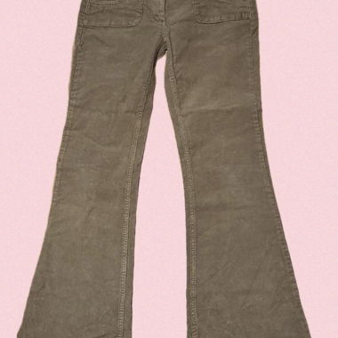 Subdued Low Waist Manchester Jeans