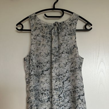 Gemusterte ärmellose Bluse von H&M